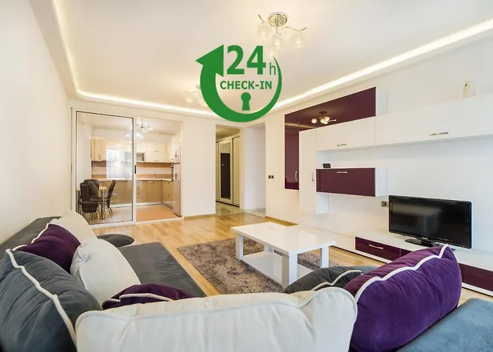 Relax Apartment Coresi Mall